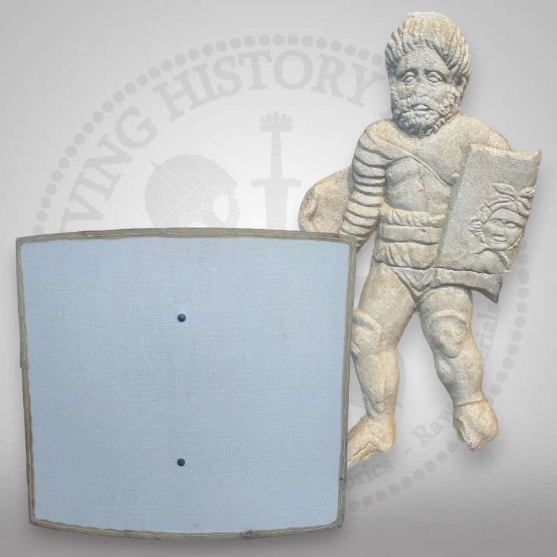 "Tracio" curved shield (52x60cm)