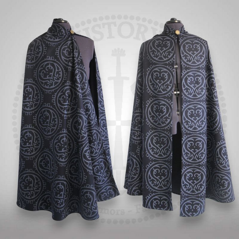 Byzantine half circle shaped cape from Basile II Menologion
