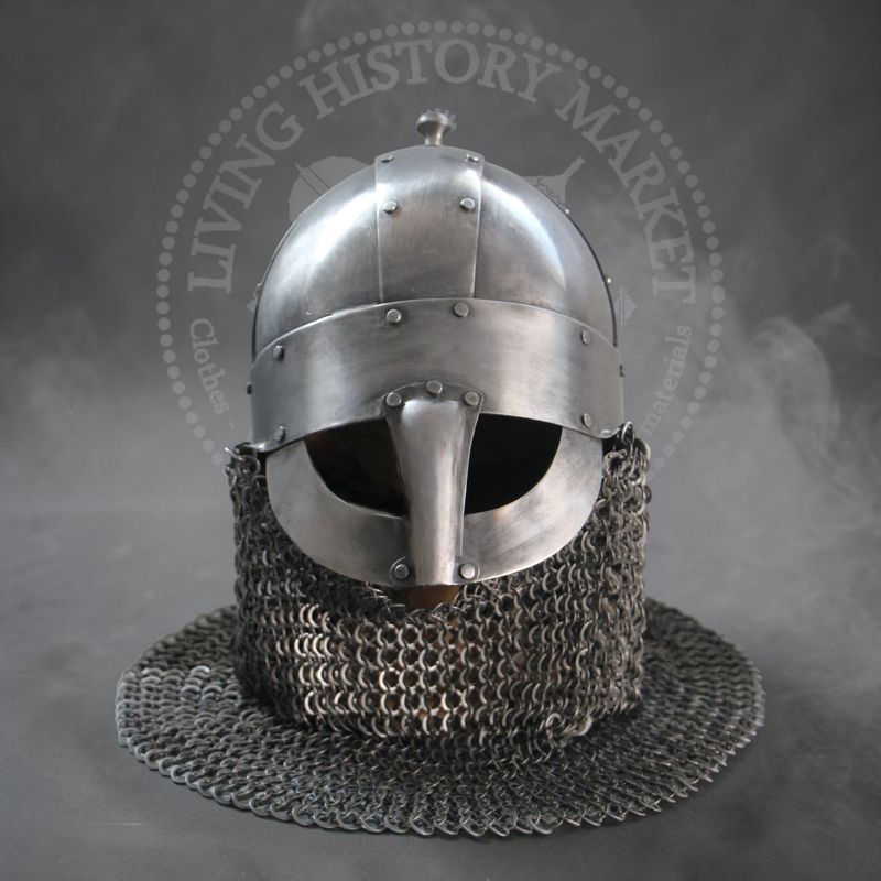 Yarm helmet - Inner circumference 67cm (CLOSED AVENTAIL)