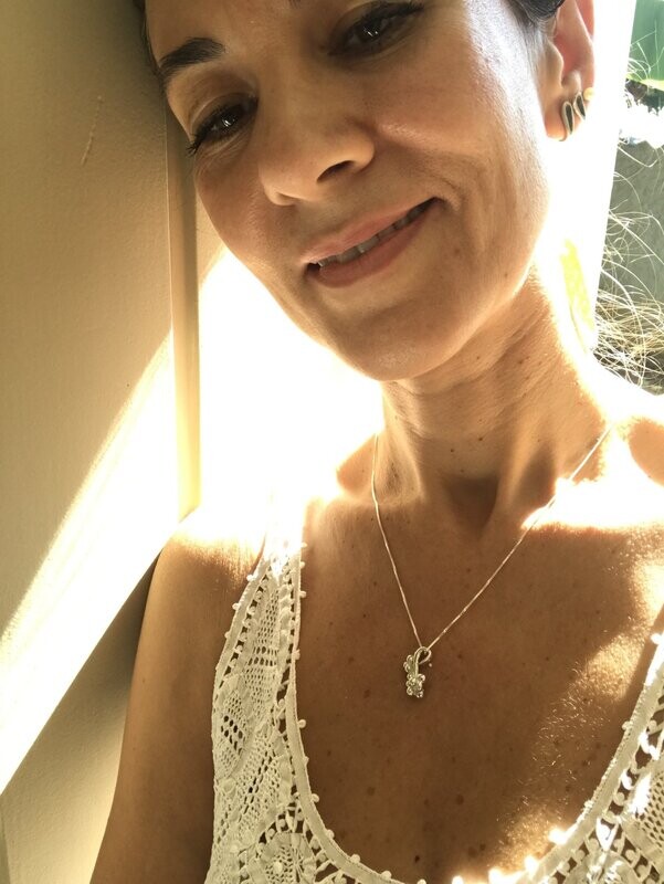 Colar galhinho de jabuticabas