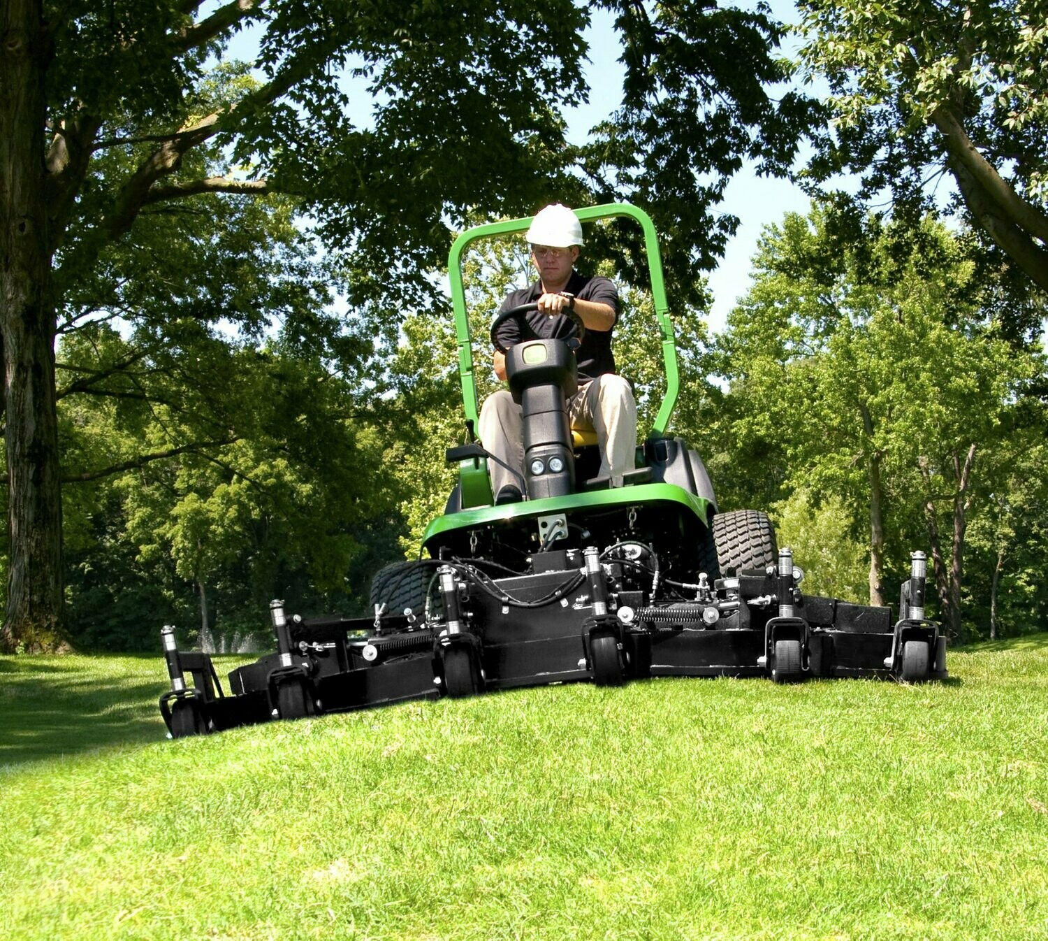 XF200 100" Articulating Mower Deck