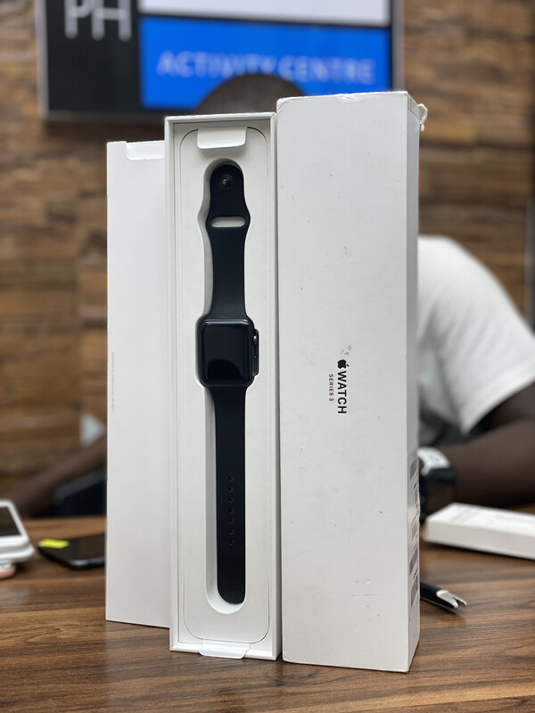 New Open Box Apple Watch Series 3 42mm GPS Cellular 