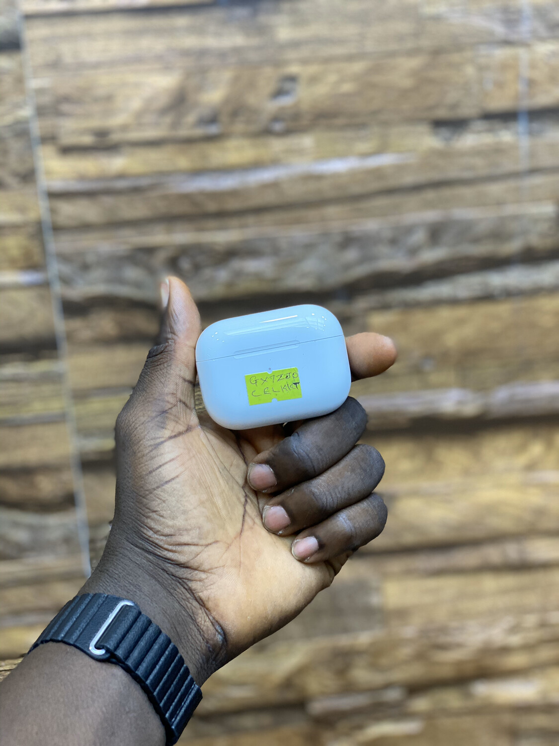 Replacement Airpod Charging Case (AirPods Pro)