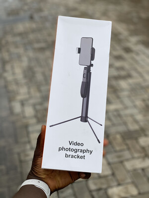 Juice A21 Handheld Video Photography Bracket + Selfie Stick + Bluetooth Remote Control