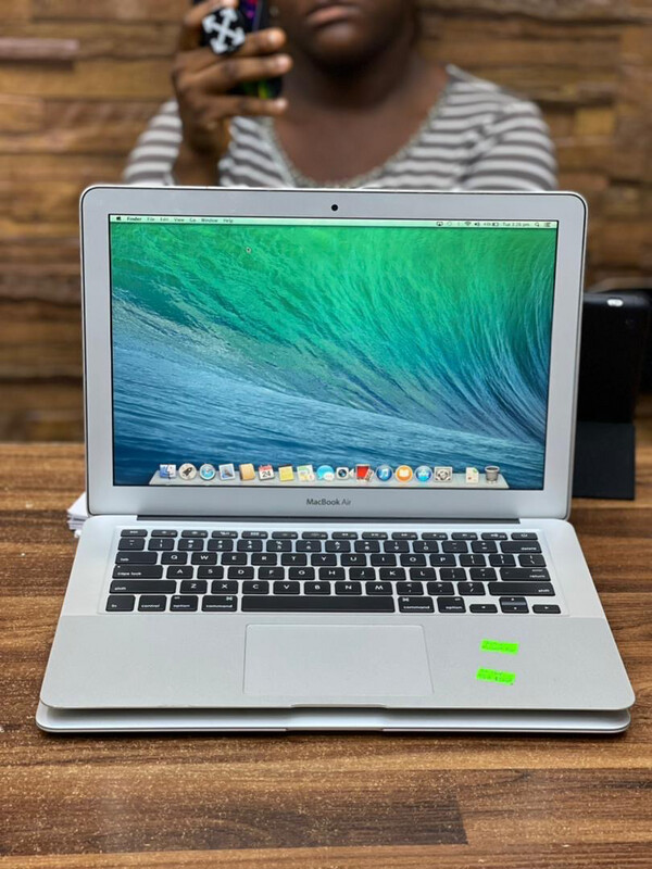 Premium Used MacBook Air 2014 13” 4GB 128GB Core i5