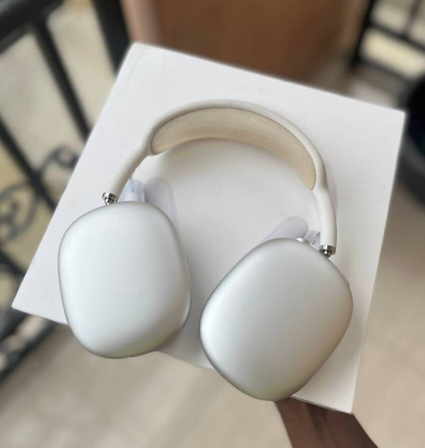 Open Box AirPods Max