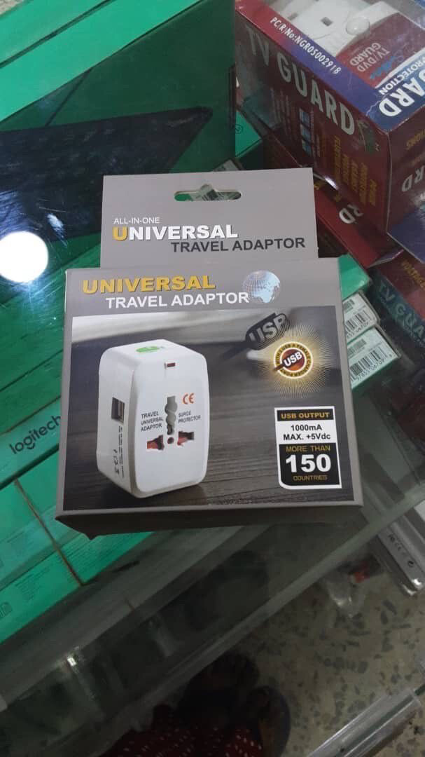 USB Universal Travel Adapter