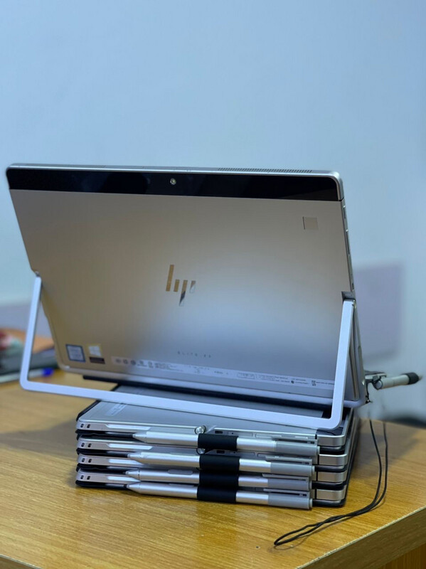 HP Elite X2 1012 G2 || Intel Corei5 7th Gen 13” inches 8GB Ram 256GB SSD  
Keyboard light Touchscreen 
Comes with Pen 
Detachable Keyboard