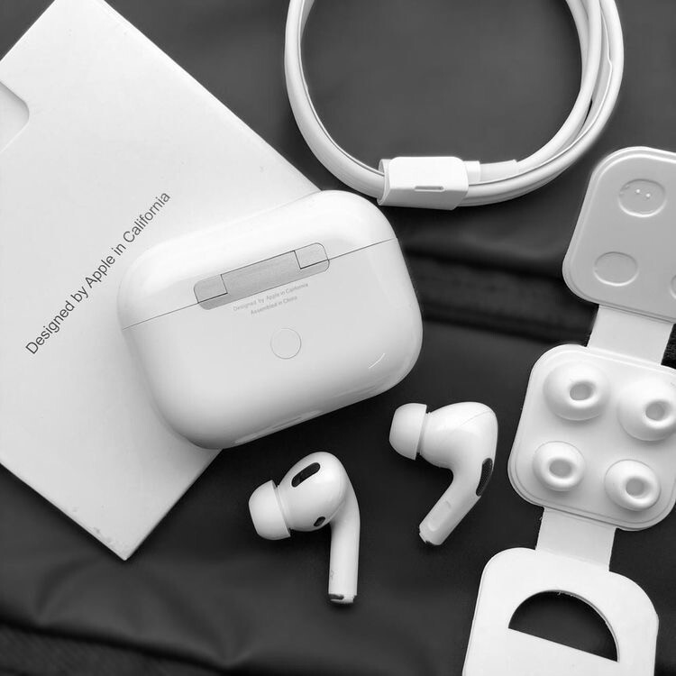 Apple AirPods Pro (2nd Gen)