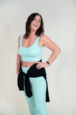 Seamless Comfy Crop