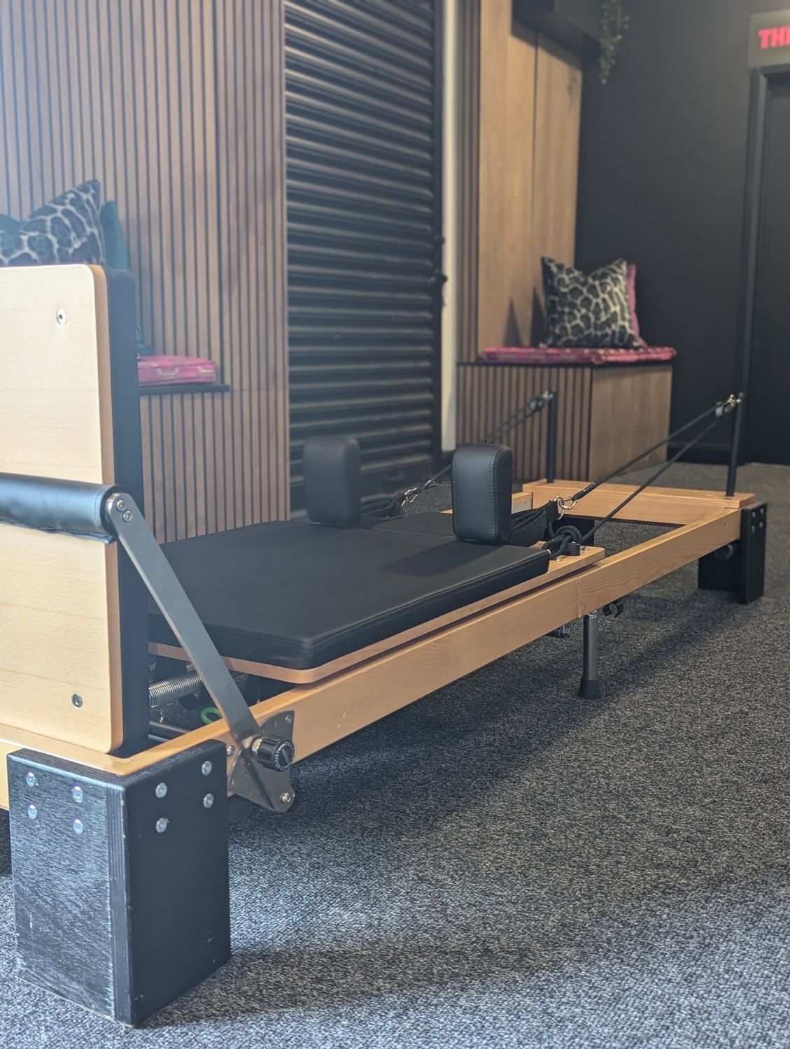 Cornered Folding Reformer BED