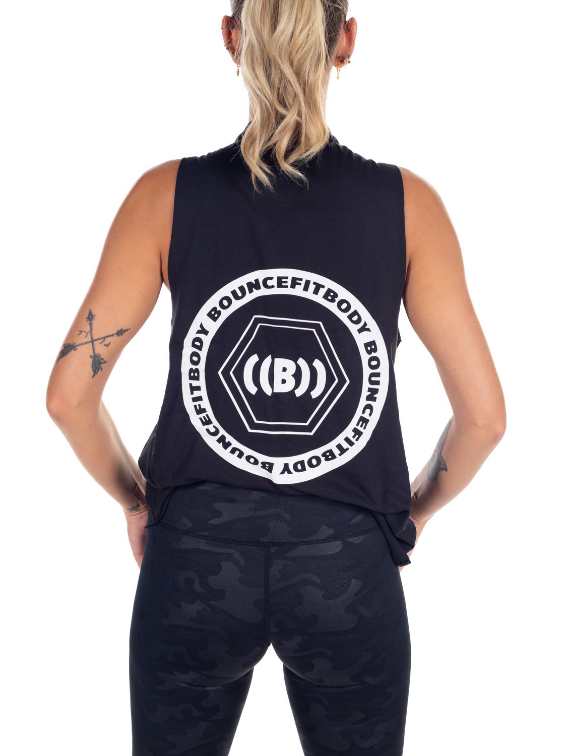 UNITY, High Neck Vest - Black