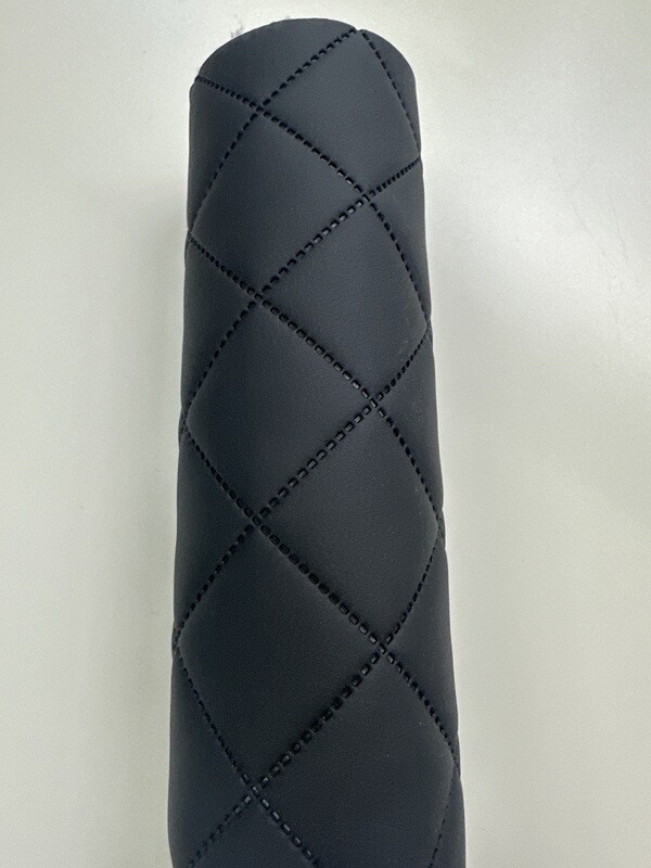 Kunstleder abgesteppt, schwarz