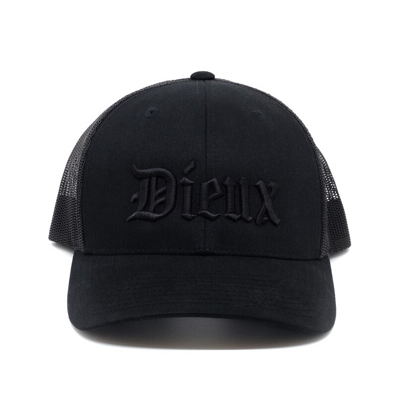 3D Logo Trucker