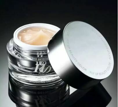 FLYUP HD HYDRATING CREAM
