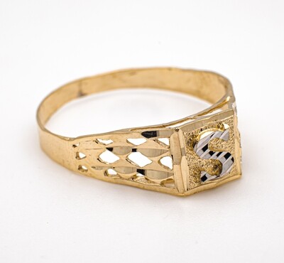 10k Gold Ring. SIZE-12.5
