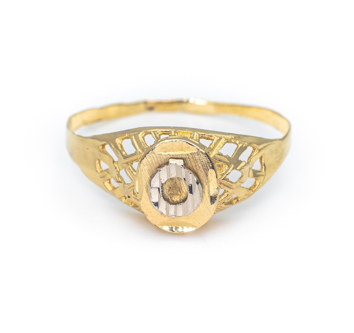 10k Gold Ring. SIZE-11.5