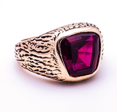 10k Gold Ruby Ring Size 11