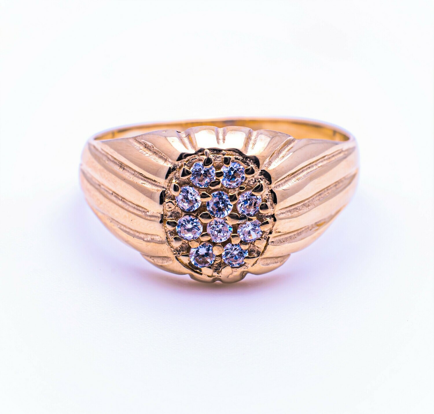 14k Gold Ring With CZ stones. SIZE-10.5