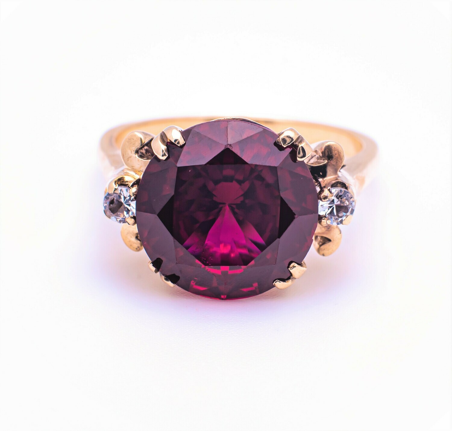 10k Gold Ring With Ruby and CZ stones. SIZE-9.0