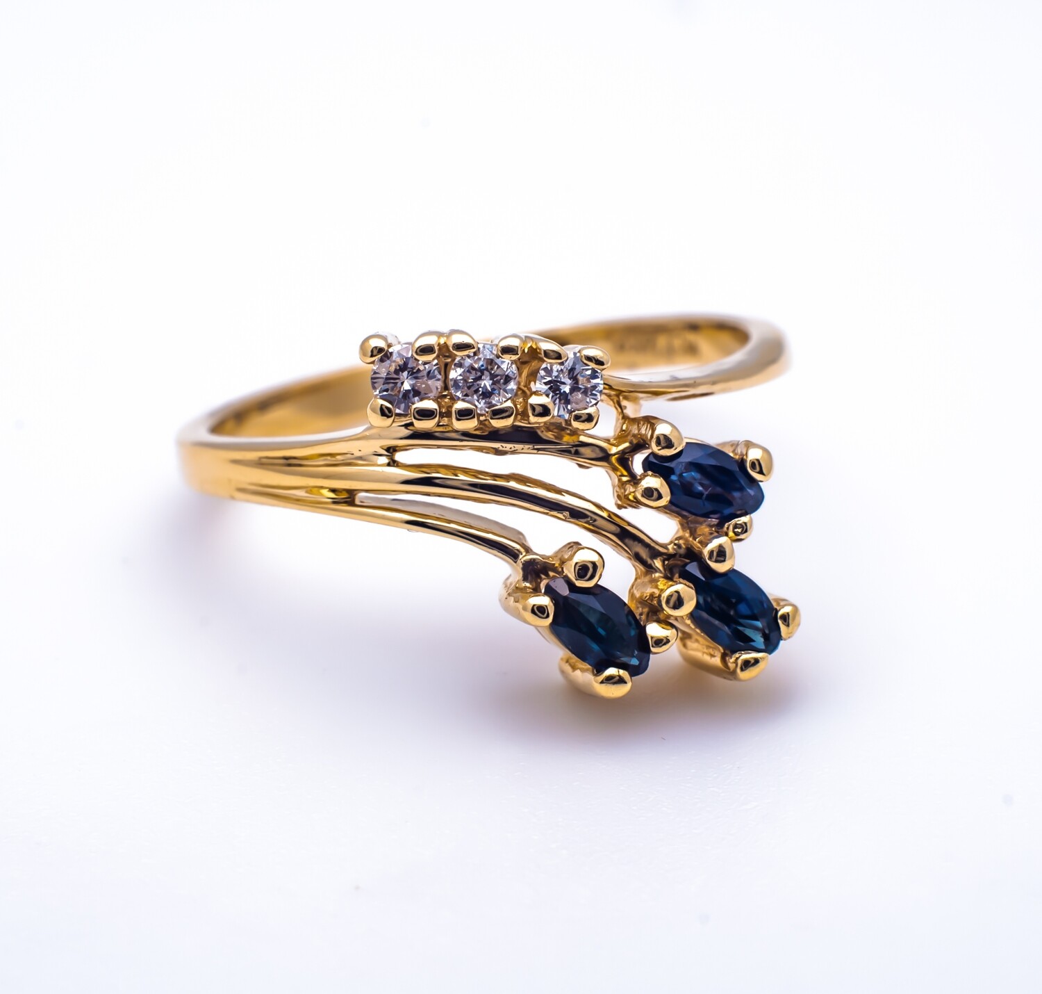 14k Gold Ring with Blue Gemstones and Diamonds