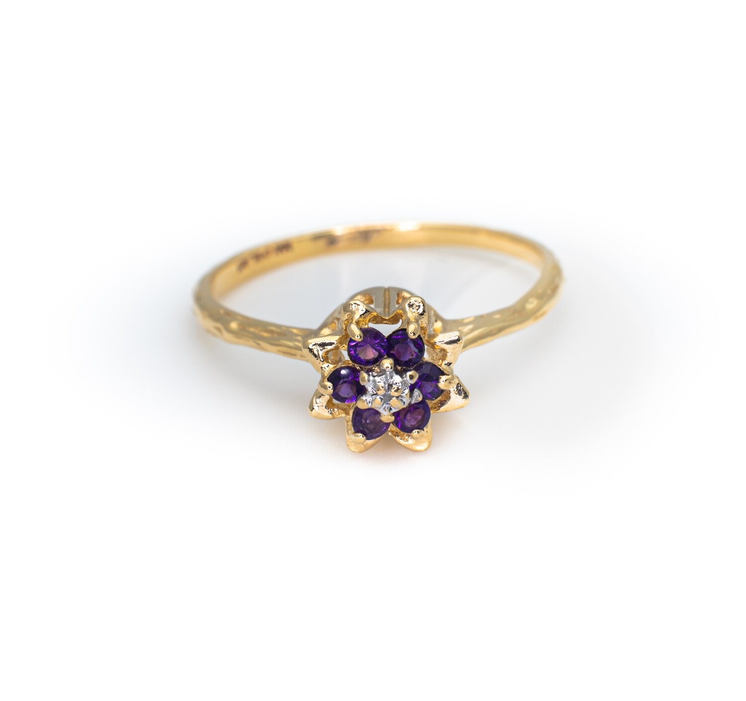 14k Gold Ring with Blue Gemstones and Diamonds. SIZE-6.0