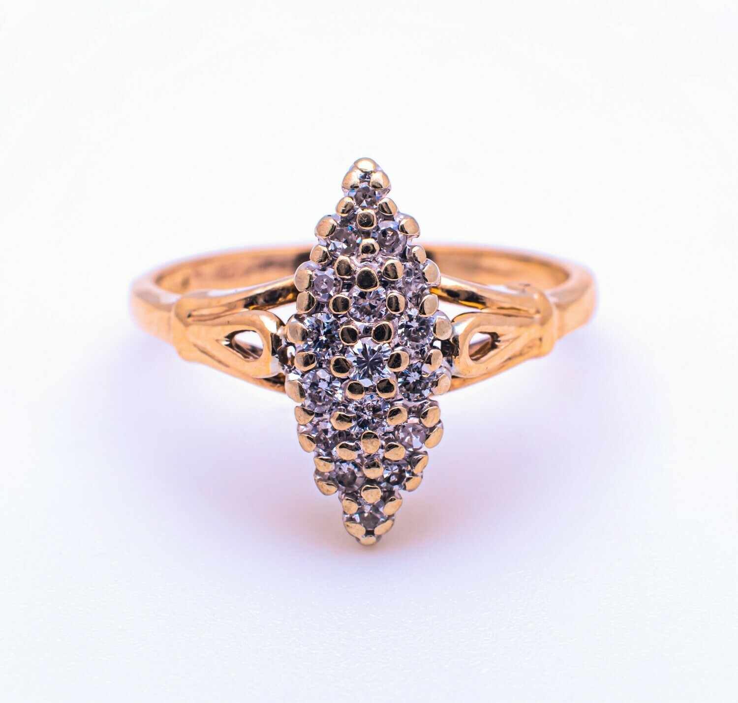 14k Gold Ring with Diamonds. SIZE-6.0