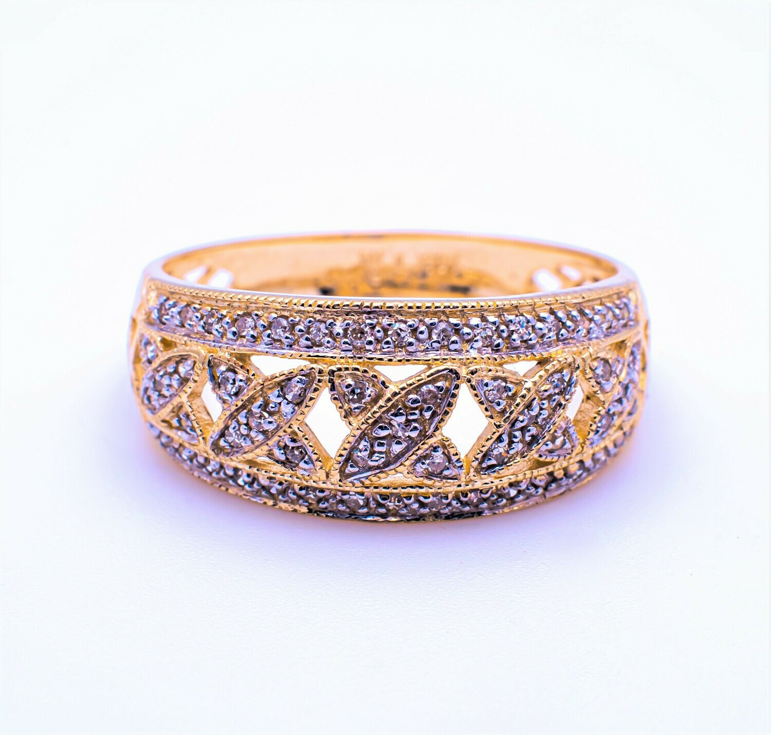 Elegant Diamond Ring
