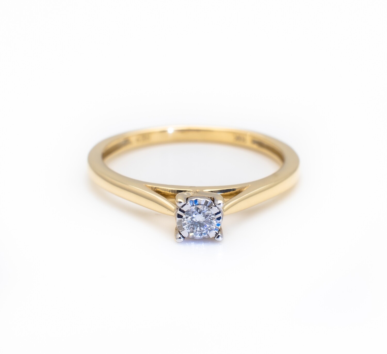 10k Gold Ring with Diamond