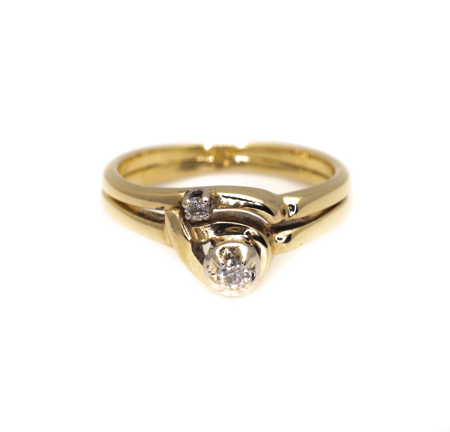 Elegant Diamond Ring