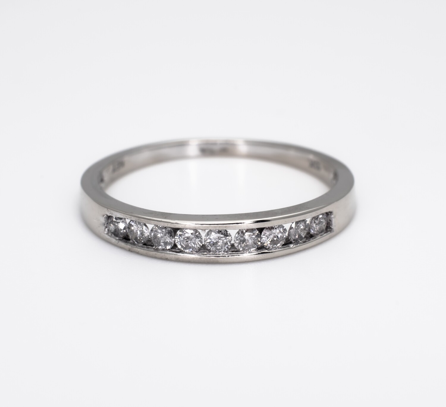 10k Gold Ring with Diamonds. SIZE-7.5