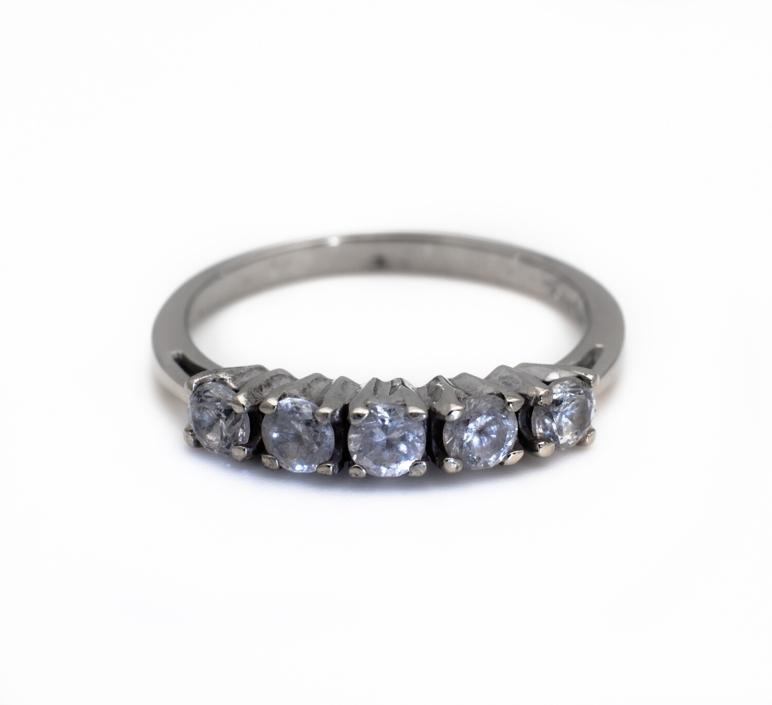 10k Gold Ring with CZ stones. SIZE-6