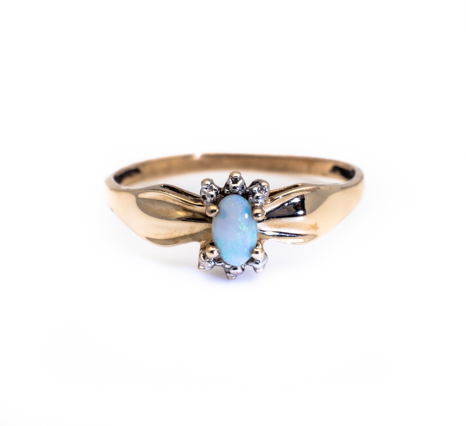 10k Gold Ring with Opal Stone. SIZE-7