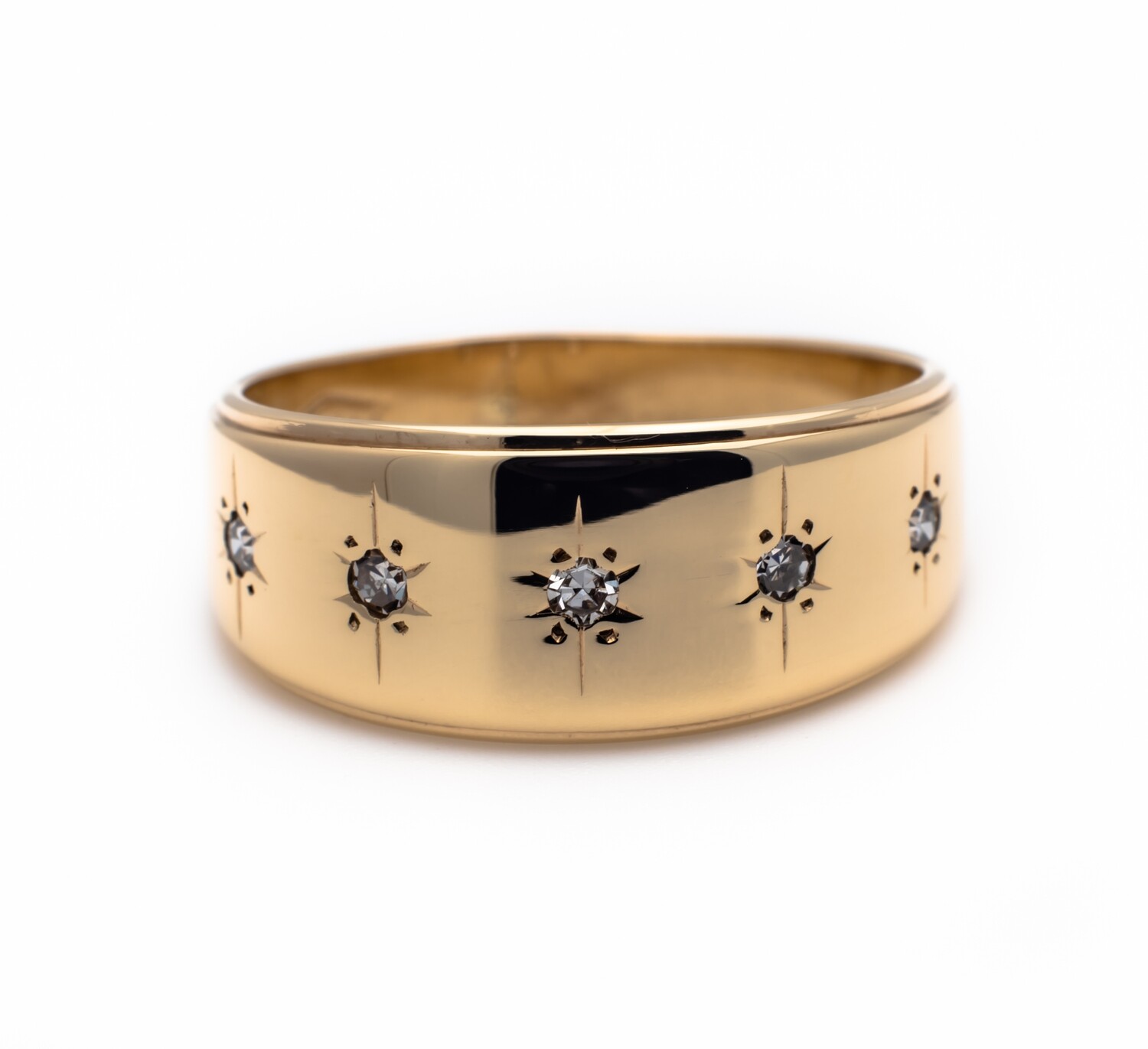 14k Gold Ring With Diamonds. SIZE-8.5