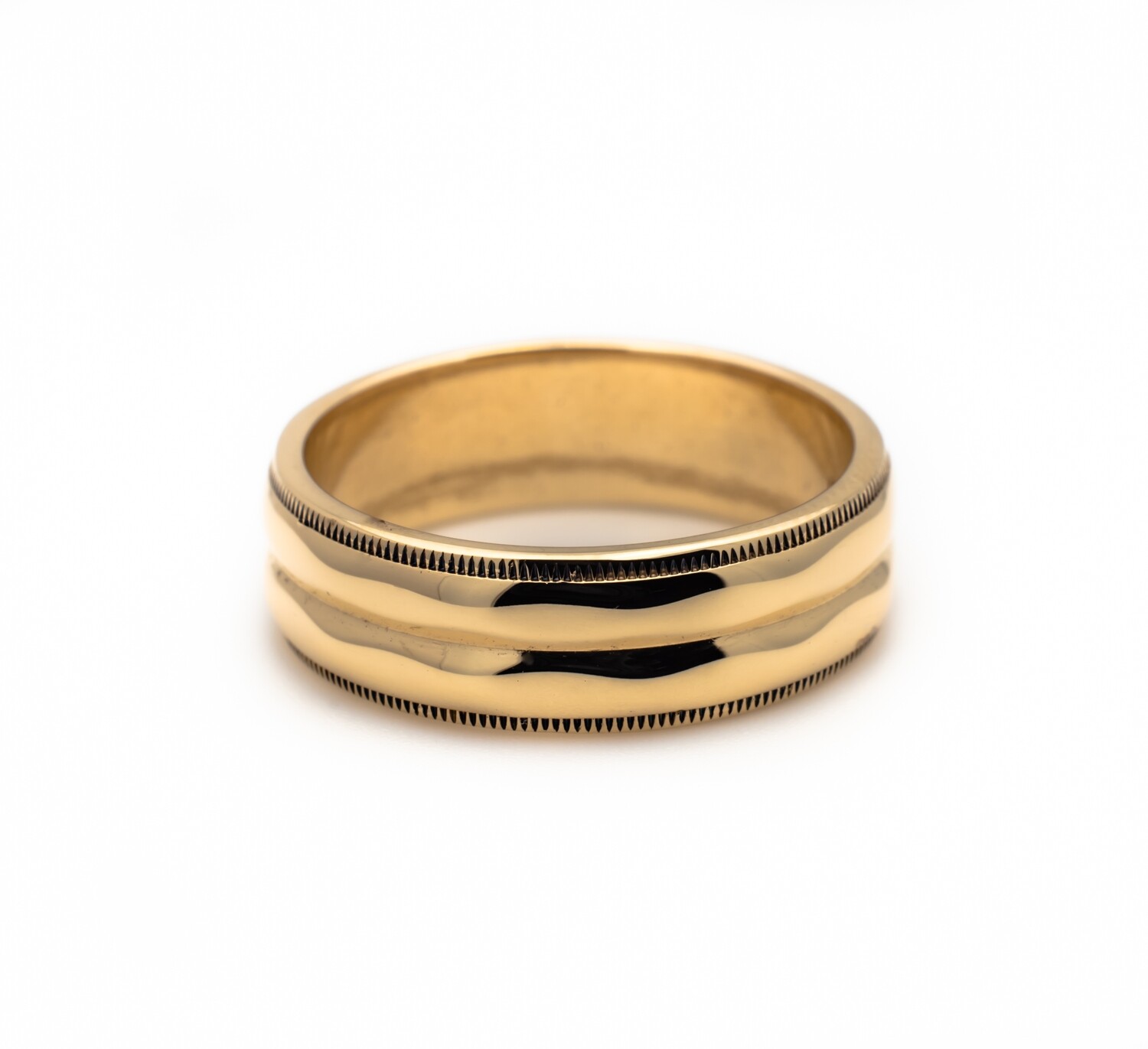 14k Gold Ring. SIZE-8