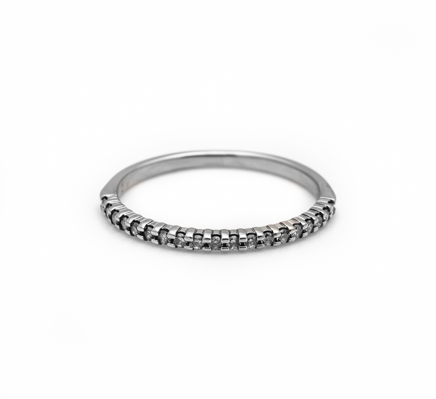 10k Gold Ring With Diamonds. SIZE-6.5