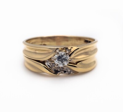 14k Gold Ring with Diamond