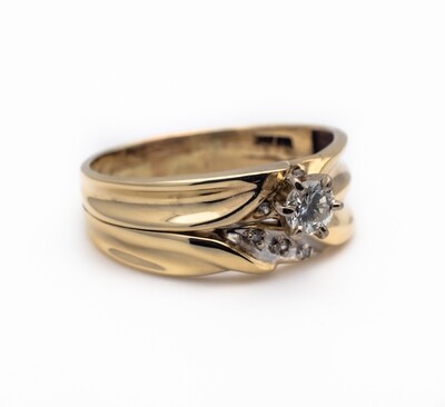 14k Gold Ring with Diamond