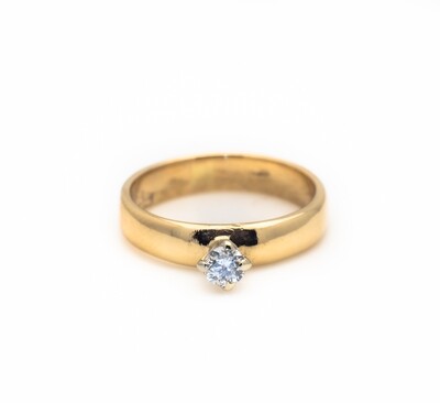 Diamond Gold Ring
