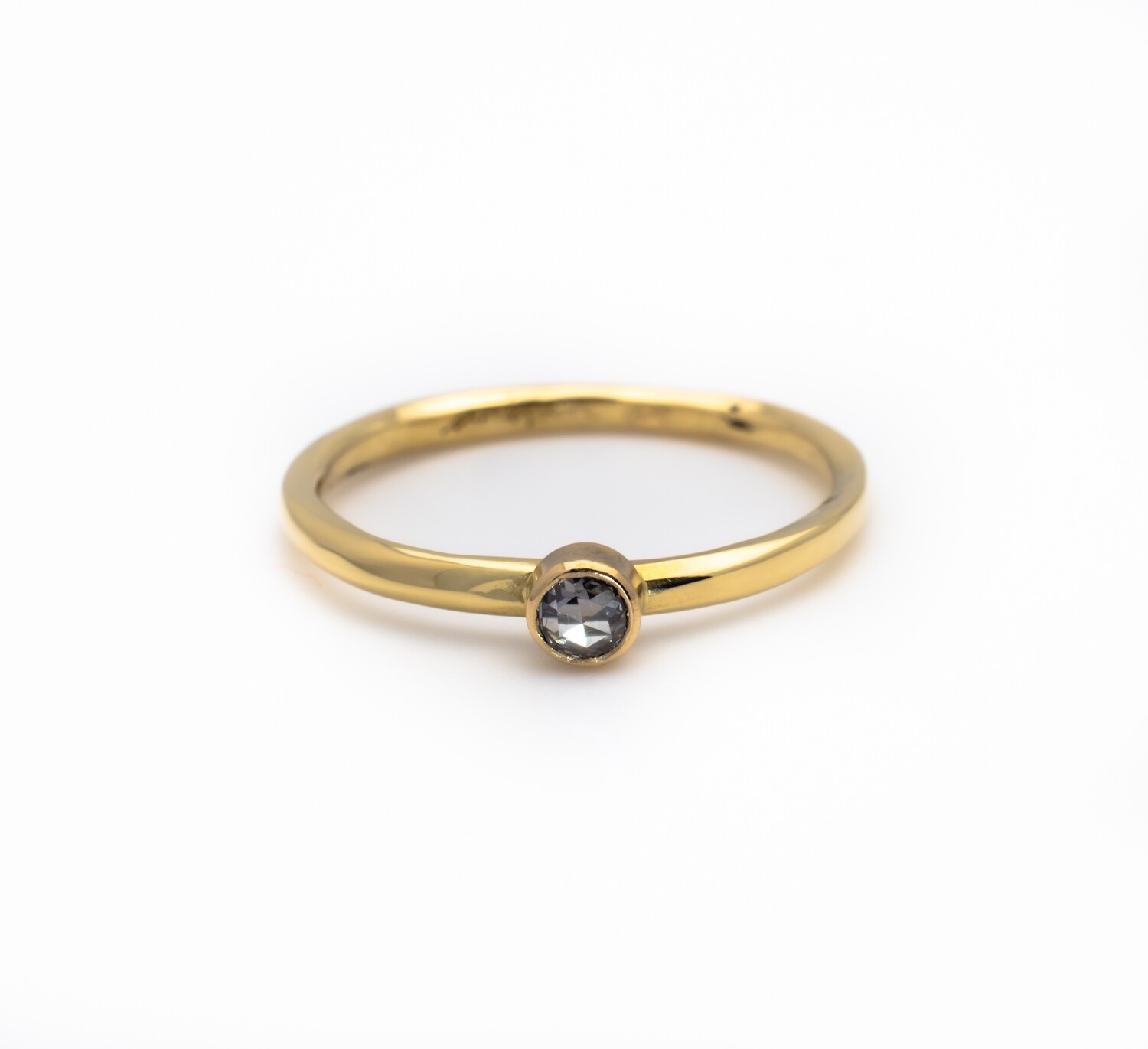 18k Gold Ring with Diamonds