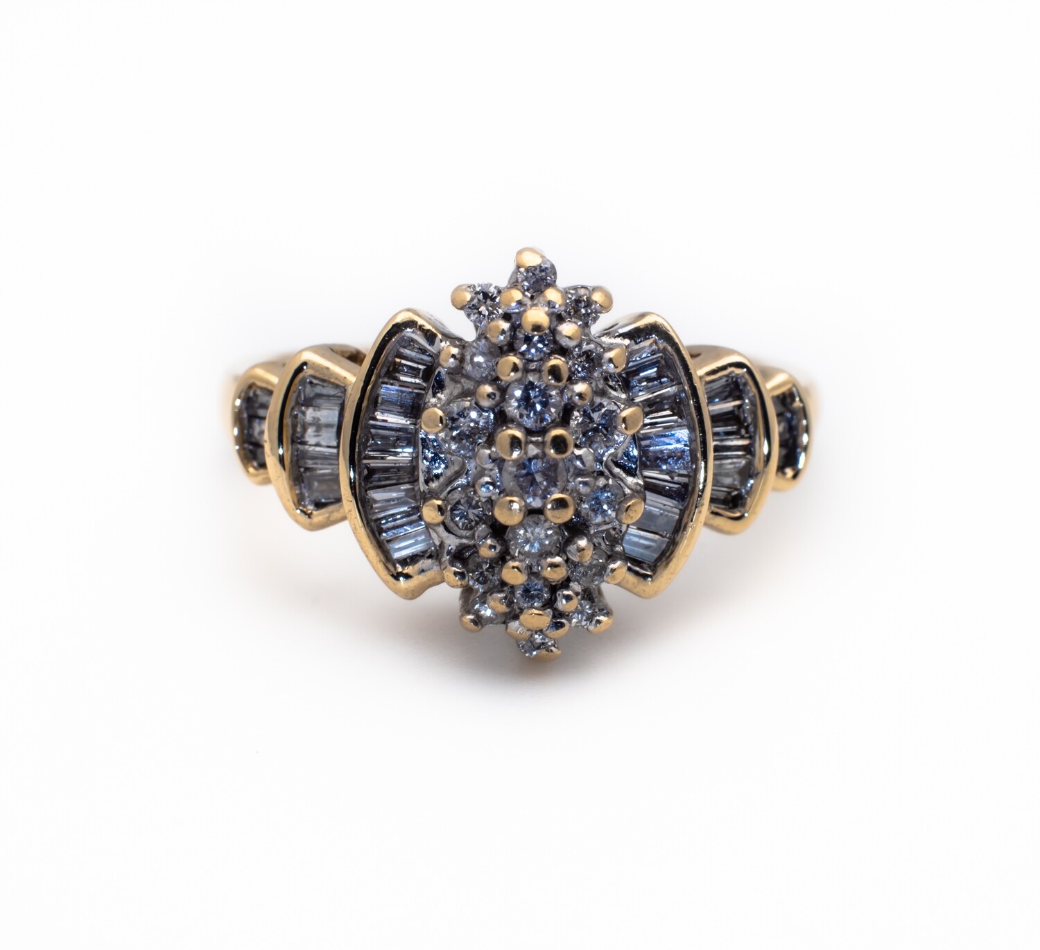 10k Gold Ring With Diamonds. Size - 6.5
