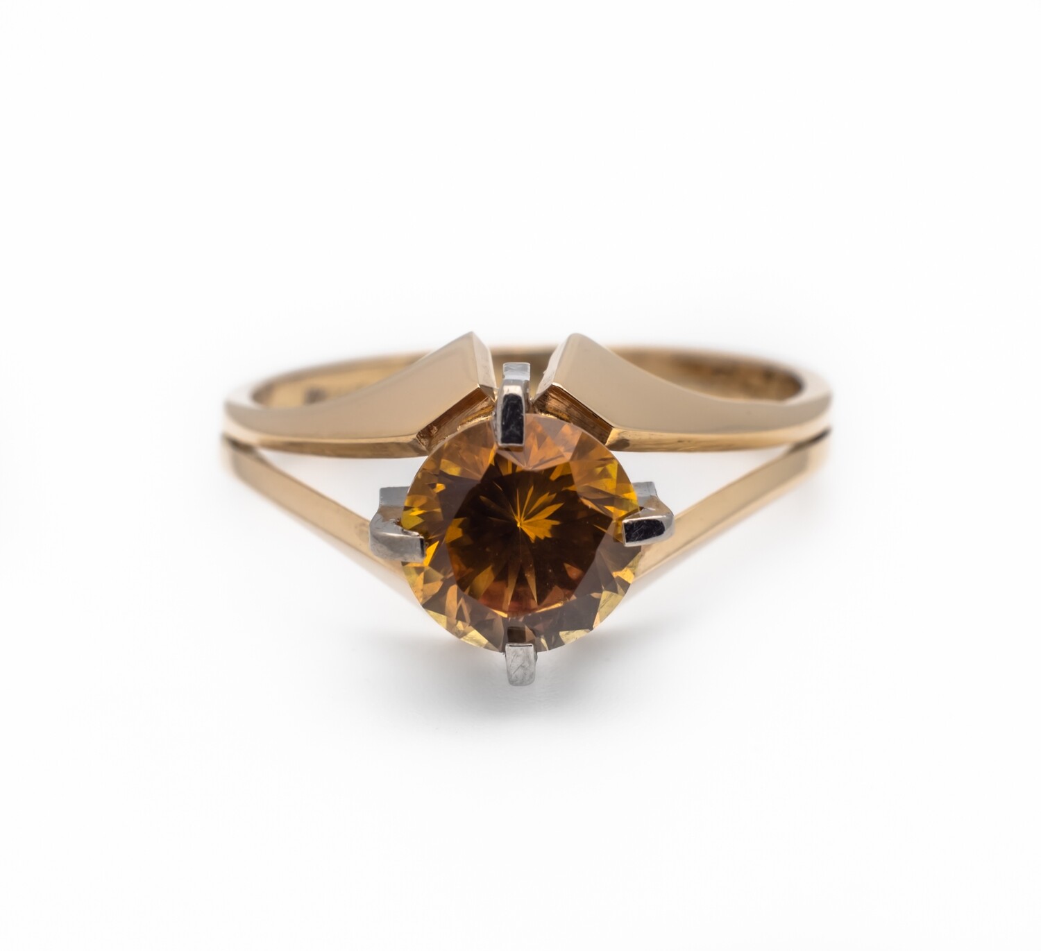 14k Gold Ring with Gemstone