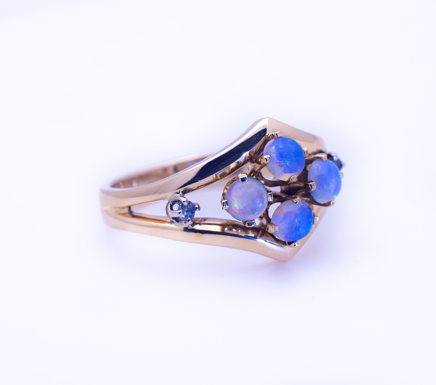 14k Gold Ring With Gemstones and Diamonds. SIZE-7.0