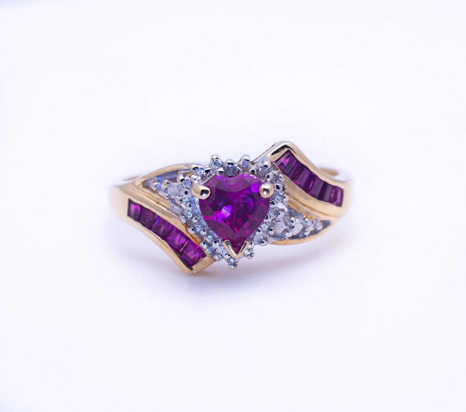 10k Gold Ring with Pink Sapphires