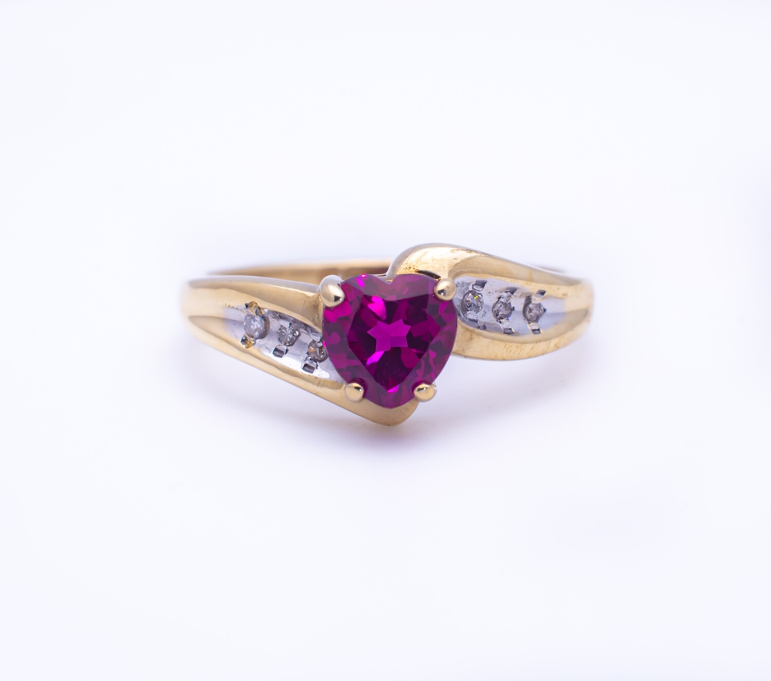 10k Gold Ring with Pink Sapphire and Diamonds