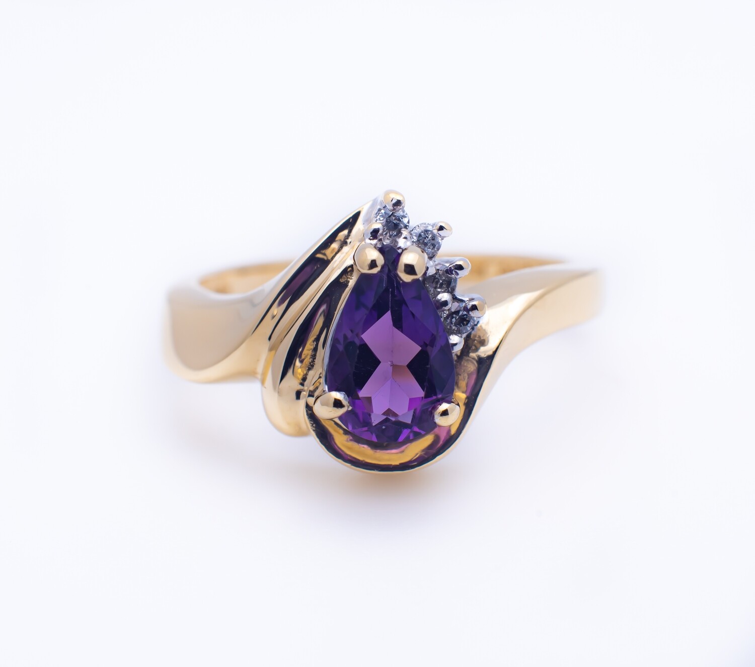 10k Gold Ring With Diamonds and gemstone. SIZE-5.5