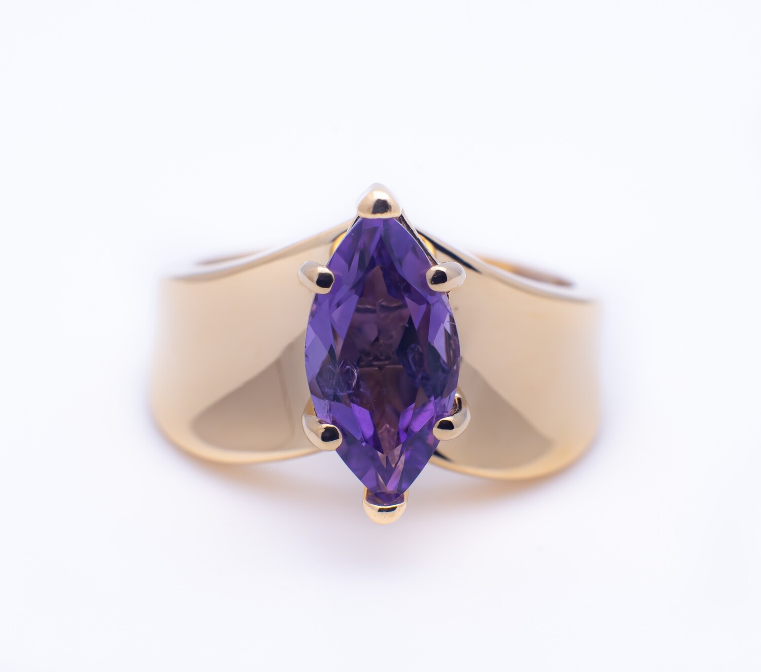 14K Gold Gemstone Ring Size 6