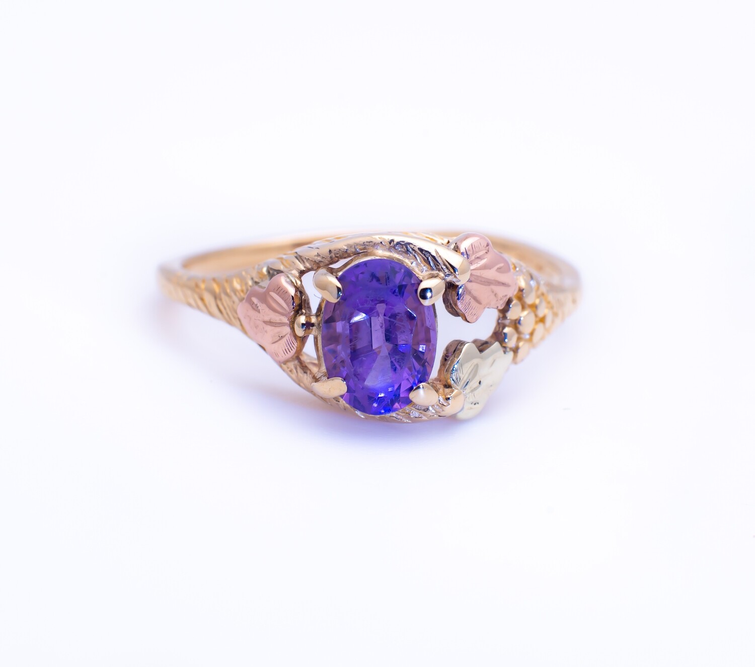 Elegant Gemstone Ring