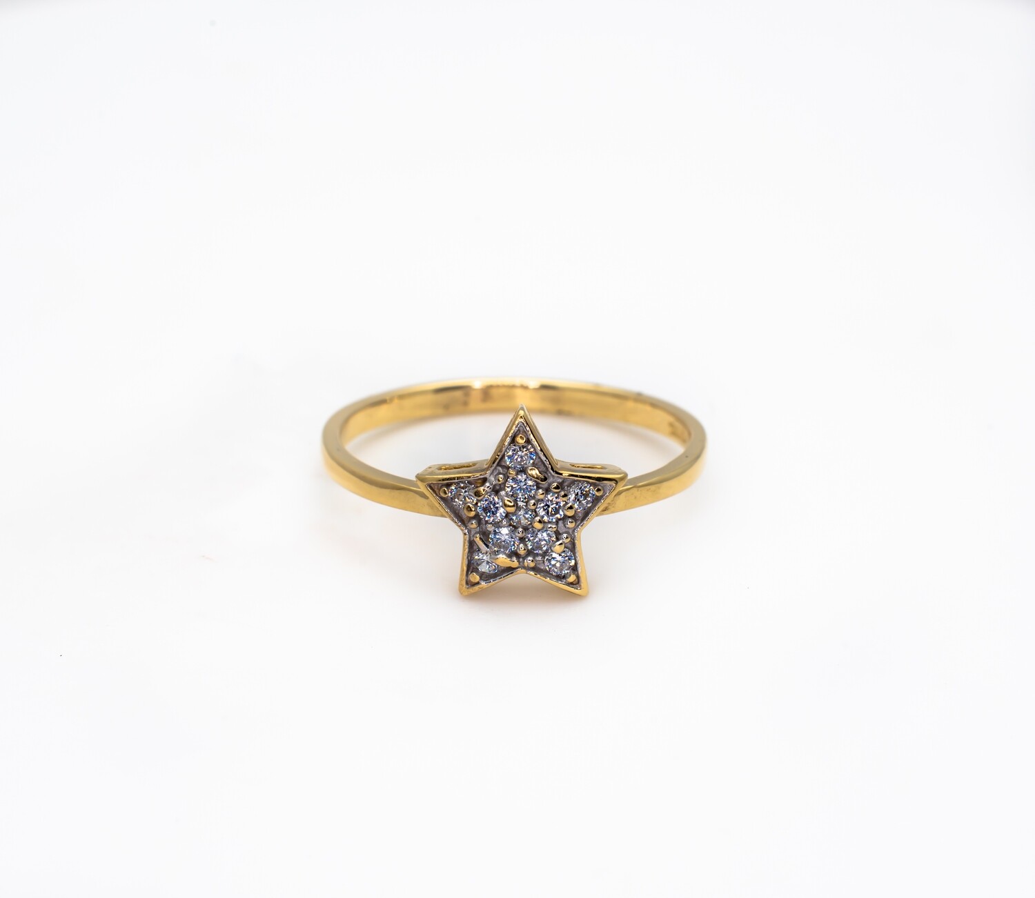 10k Gold Ring With Diamonds. SIZE-6.0