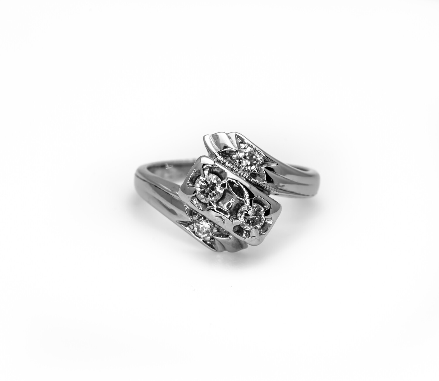 14K Gold Diamond Ring Size 6